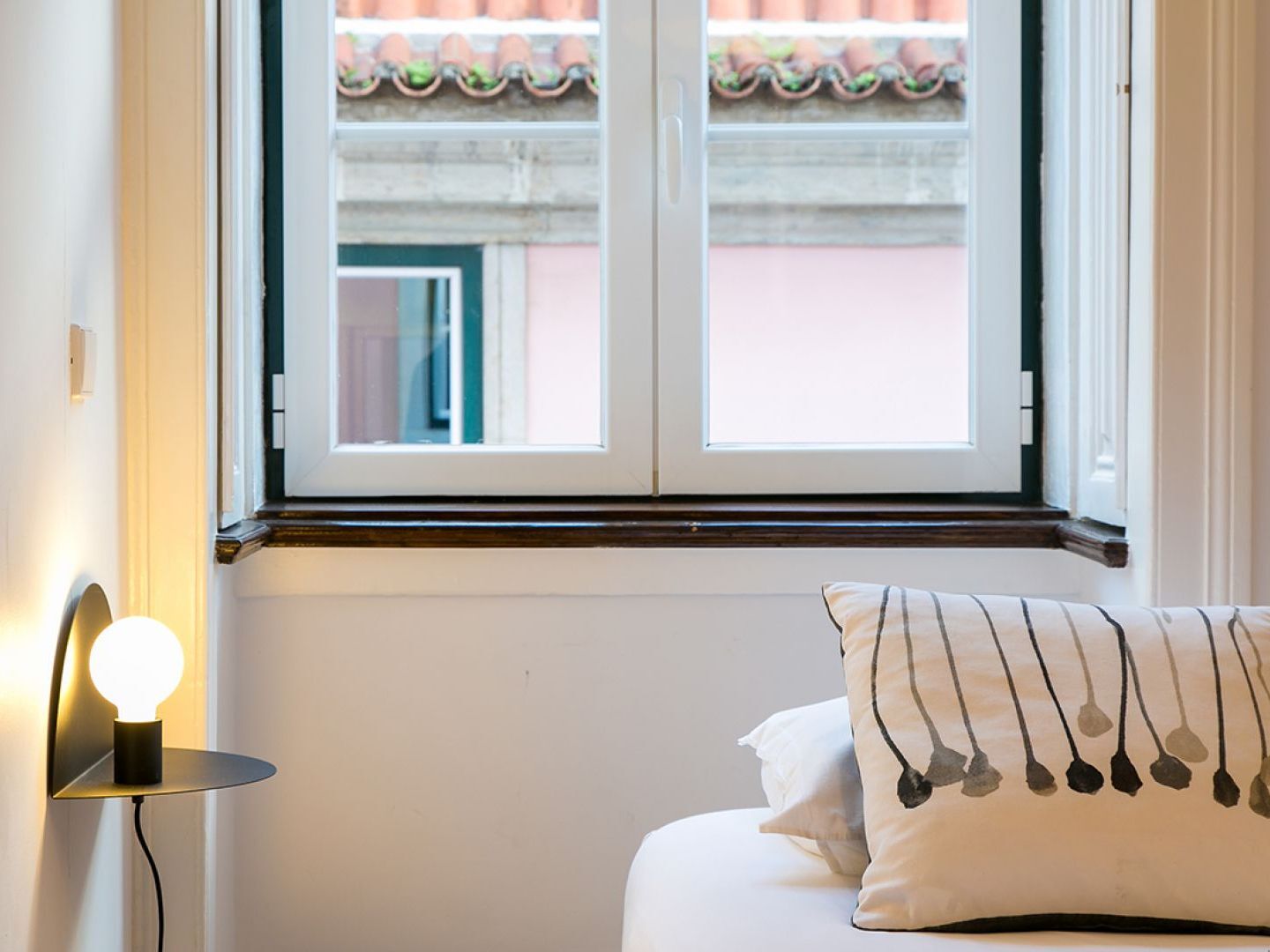Ferienwohnung Joivy Splendid 2Br Flat In Bairro Alto, Nearby Luis De Camoes Square Lissabon Exterior foto